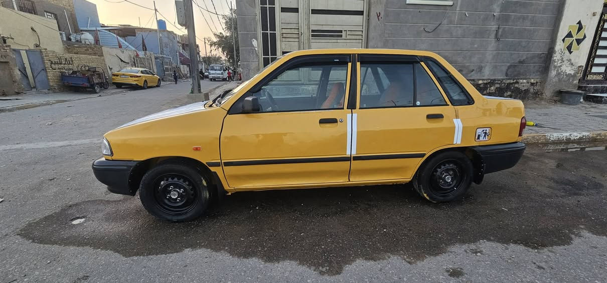 سلام عليكم سايبه موديل ١٣ تكسي جاهزه مكينه وكير حداديه تخم تاير باتري جاهزه رقم قادسيه بسمي تريد مداور تريد وكاله حاضر السياره موجوده بديوانيه السعر ٢٦ وبيهه مجال بسيطه ***********
