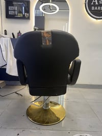 كراسي 2 للبيع نضيفات سعرهن الثنين 325 قفل07726693665