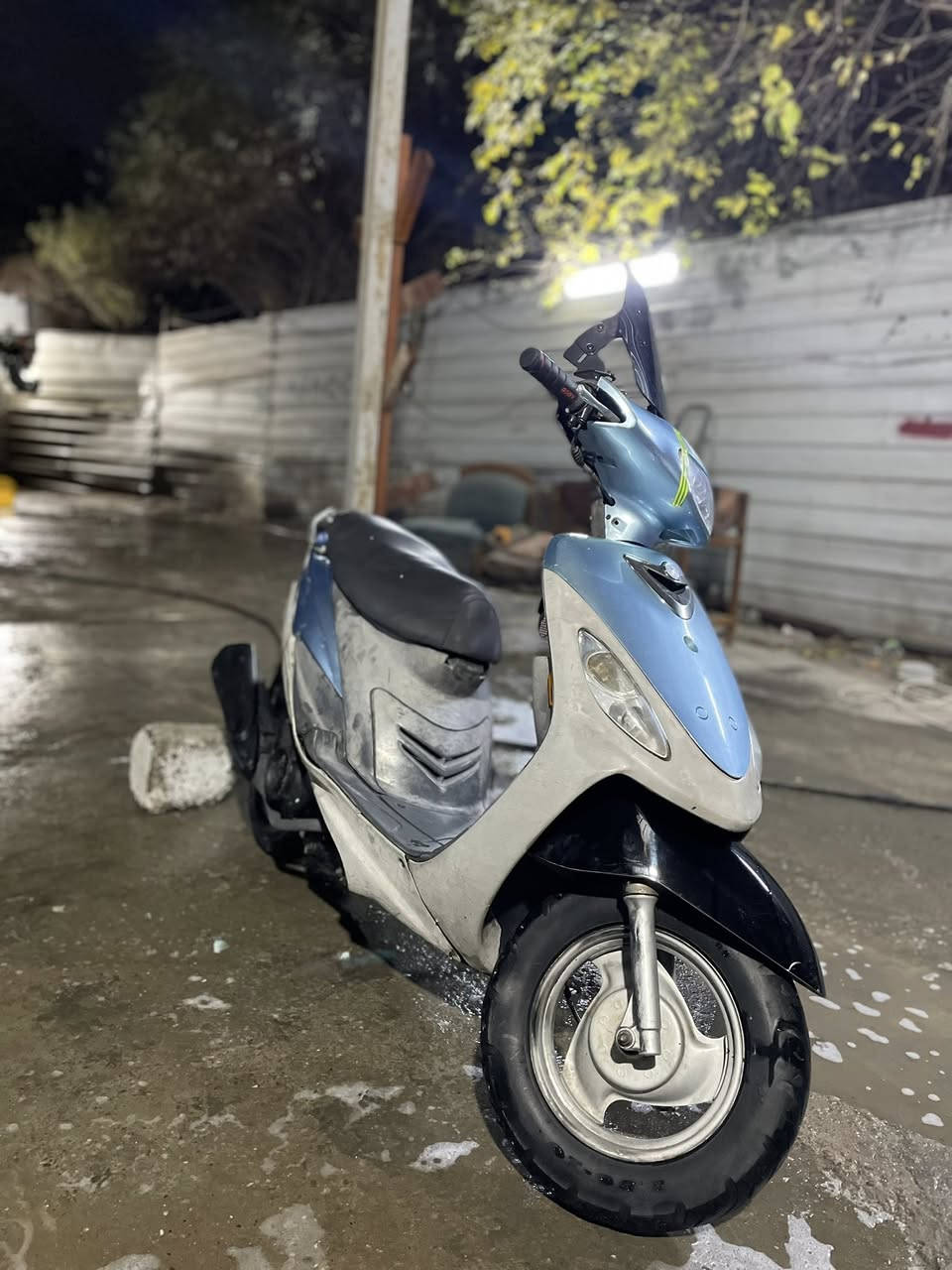 السلام عليكم ماكس منغولي للبيع مكينة بلادية ممفتوحة للبيع او مراوس شعندك نزل
السعر 550 
الاستفسار ***********
