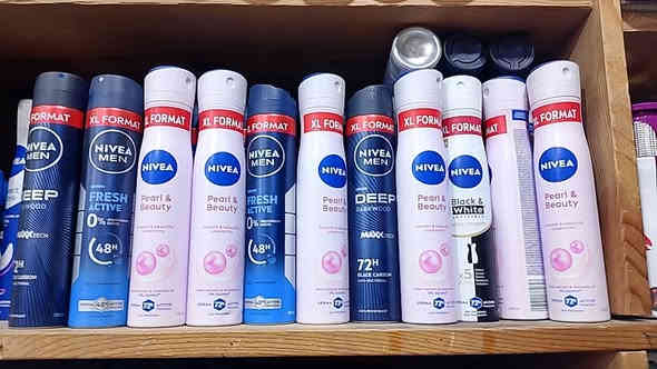 يتوفر جميع الركسونات 👇👇
دوف 
ر كسونة 
نيفية
اسعار مختلفة 
يوجد توصيل داخل شهربان والأطراف 
***********
