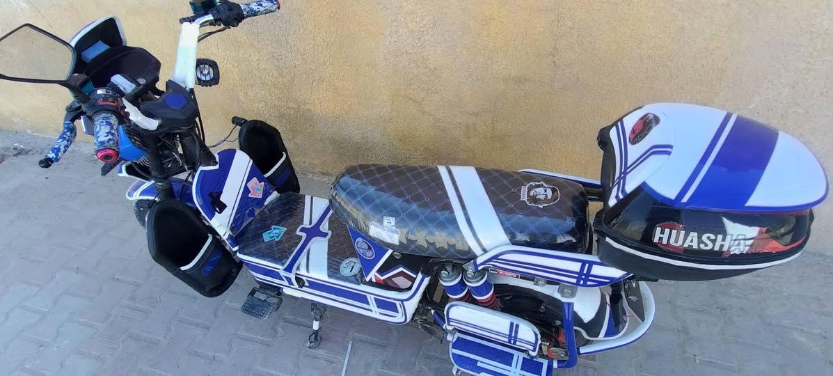 ماطور شحن للبيع اخو جديد بطاريات نظيفات للتواصل خاص او واتساب ***********
