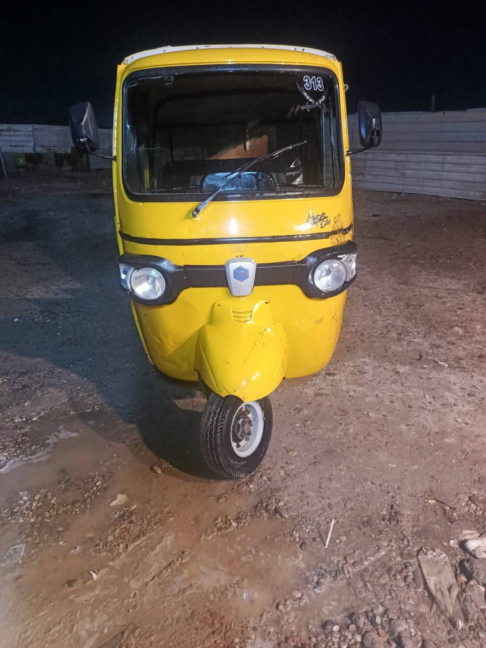 2018/8/10
تكتك بياجو اللون اصفر ذهبي 💛
تكتك للبيع تكتك مال جناي ❤
لا تنقيص لا تبخير كفاله كشر ومحرك اكسن حلو كهربائيات كلها شغاله 
اوراق شرط الترقيم 
السعر 1900وبيها مجال حك الجيه 
الاستفسار على هذا الرقم  
 
رقم راعيه .***********
