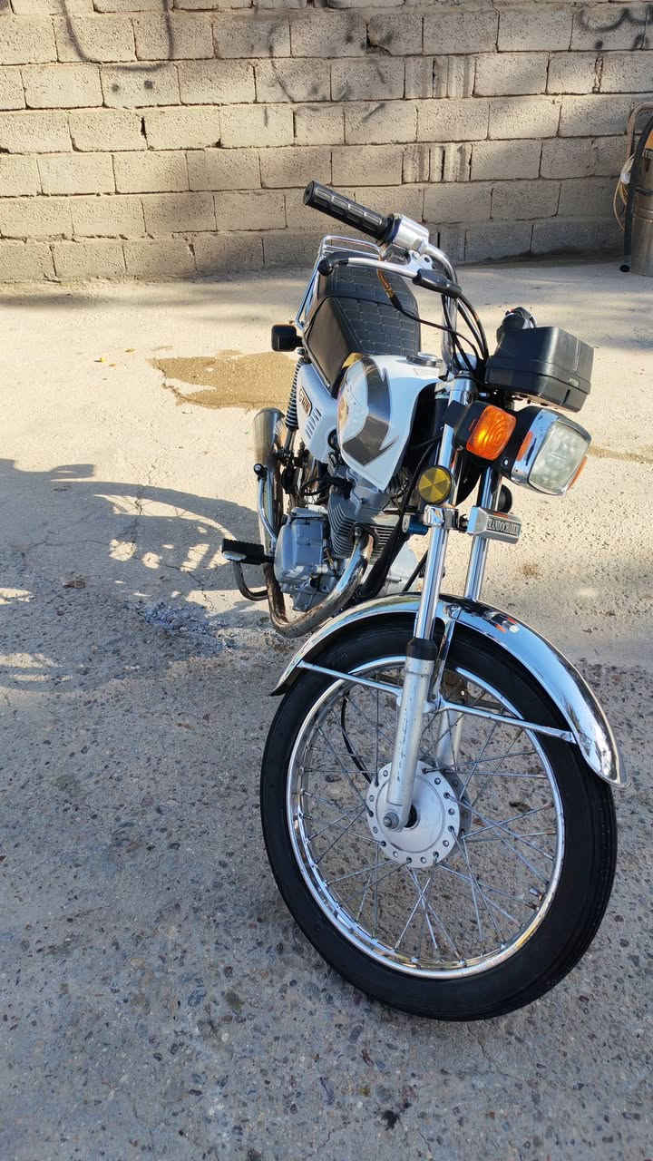 سلام عليكم ورحمة الله وبركاته 
دراجه نامه 2023.محرك مكفول حلوه ونامه أوراق سكنر
مكاني كربلاء حي العباس سعر ٤٥٠الشراي يتصل ***********
