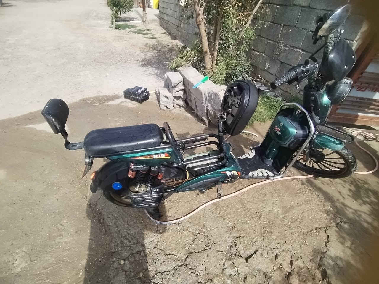 السلام عليكم دراجة شحن للبيع 5بطاريات نص عمر......... بغداد ابو غريب السعر 225وبيه مجال بسيط


**إذا كنت صاحب هذا الإعلان وتريد حذفه لأي سبب، رجاءا أرسل رسالة إلى الدعم الفني**