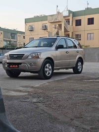 سورنتو موديل 8 امريكي   محرك 6 كير بشرط   مابيه قطره صبغ   بيه بس بارد...