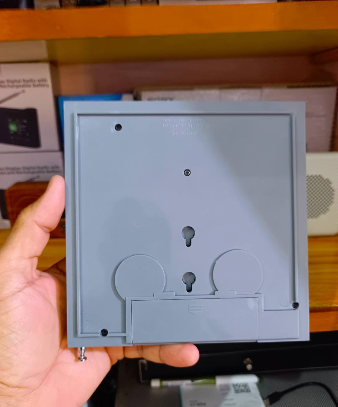 راديو موجتين
موجتين AM FM
شاشه دجتل للساعه والمنبه
باتري قلم عدد ٢
لوك جديد كارتون مامفتوح شرط يوصلك
السعر ٢٠ الف مع توصيل


**إذا كنت صاحب هذا الإعلان وتريد حذفه لأي سبب، رجاءا أرسل رسالة إلى الدعم الفني**