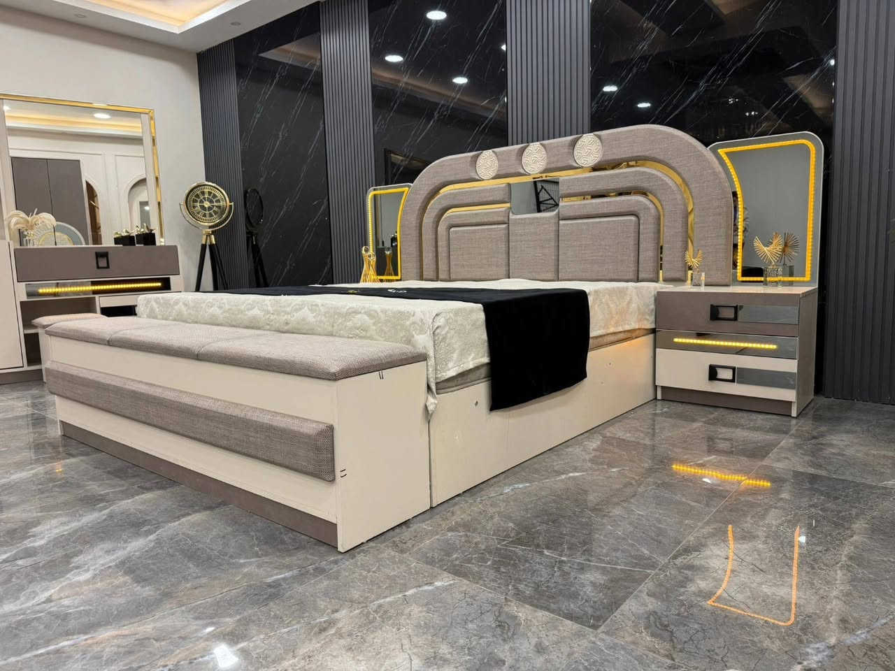 *موديل   باموك     المودرن*

*10 قطع*. 

*1- ضهر بلوك*

*2- برغي وچوي حديد*
  
*سرير مخزن جك*

*5- شغل درجه اولى*

•••       *السعر🔥 مليون و750🔥 
#غرفة_نوم #غرف_عرسان #متجر_منزلك🔥 #توصيل_مجاني #العراق


**إذا كنت صاحب هذا الإعلان وتريد حذفه لأي سبب، رجاءا أرسل رسالة إلى الدعم الفني**