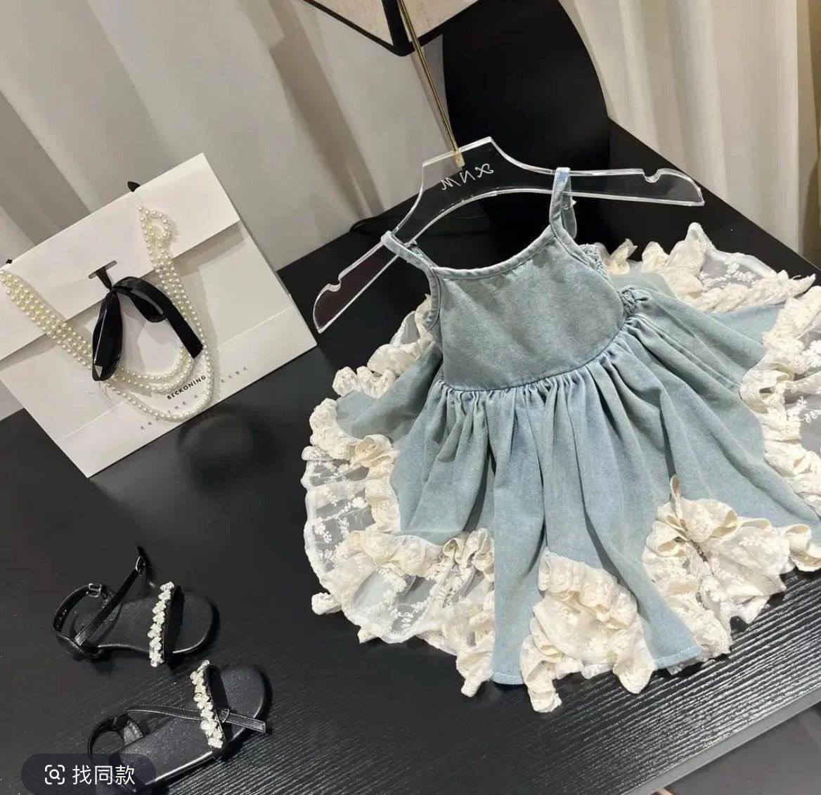 وصلت بضاعه العيد 
 فوتو للصفحه وشوفو الموديلات 
للحجز 
***********
https://t.me/mzhaton9
