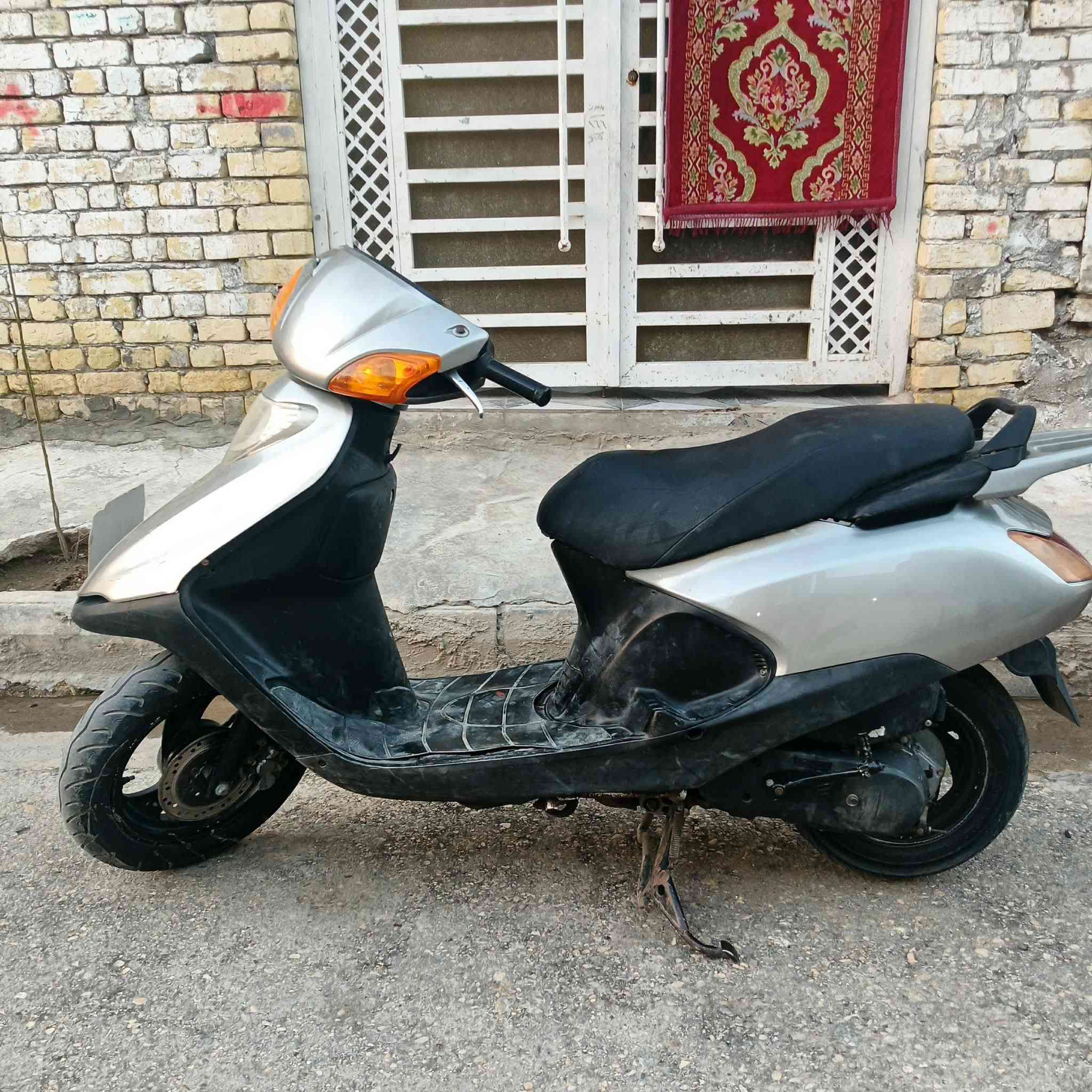 سلام عليكم شباب دراجه سبيسي ياباني للبيع دراجه شغاله سلف هندر قفل ستيرن كفرات تجاريه فقط كهربائيات شغاله كلهه دشبول امامي خلفي شغال اشاير  مجفته بوشه وبستم السعر،475 وبيه مجال قليل  المكان كوت زين القوس شارع يعقوب قرب مركز صحي المصطفى.  شراي راسل الصفحه مفتوح 24 ساعه.


**إذا كنت صاحب هذا الإعلان وتريد حذفه لأي سبب، رجاءا أرسل رسالة إلى الدعم الفني**