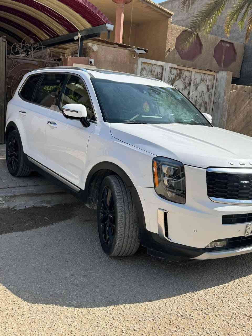 كيا تيلورايد اكس لاين برستيج
2022
الفئة: PRESTIGE X-LINE
🚘 وارد امريكي
 فول مواصفات 1/1 (أعلى فئة)
الحادث كمان موضح بالصور بدون صبغ كفاله من الصبغ 
🔥دبل فتحه
🏁عداد المسافه 38 الف قابل للزياده
✨ فتحتين سقف 
🪞 مرايا شفط🔁 مرايا إشارات
🔥❄️ كشنات أمامية تدفئة وتبريد
🔥❄️ كشنات خلفية تدفئة وتبريد
👑 كشنات منفصلة VIP
🚀 تشغيل عن بعد
📡 رادار أمامي
📡 رادار جانبي
💡 لايتات LED زنون
🌤️ لايتات نهارية LED
📟 حساسات أمامية وخلفية
🎛️ هزاز ستيرن
🖥️ داتا شو أمامي (HUD)
💆‍♂️ مساج كشن السايق
🌈 إضاءة داخلية ليزرية
🎥 كاميرات 360 درجة
👁️‍🗨️ نظام النقطة العمياء
🛣️ تحذير مغادرة المسار
🧠 مثبت سرعة متكيف
🛑 مانع تصادم
🧳 باب خلفي كهرباء
💺 ميموري كشنات
🔊 نظام صوتي فاخر
       
السعر290 بها مجال ل شراي💸
*********** رقم اربيل باسمنا مكان السياره كربلاء
