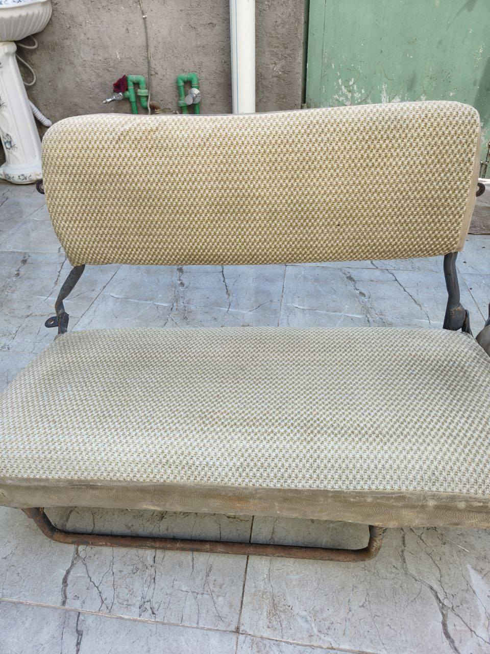 كشنات ليلة علوي خلفيه 

جوه السوك بلاش

اخو الجديد نضافتهن 85

جديدات لون بيجي وماروني 

سعر الزوج 35قفل

وبكلايتات جهت اليمنه فقط

سعر ثنيناتهن 15قفل 

مكان نجف كوفه

الرقم ***********
