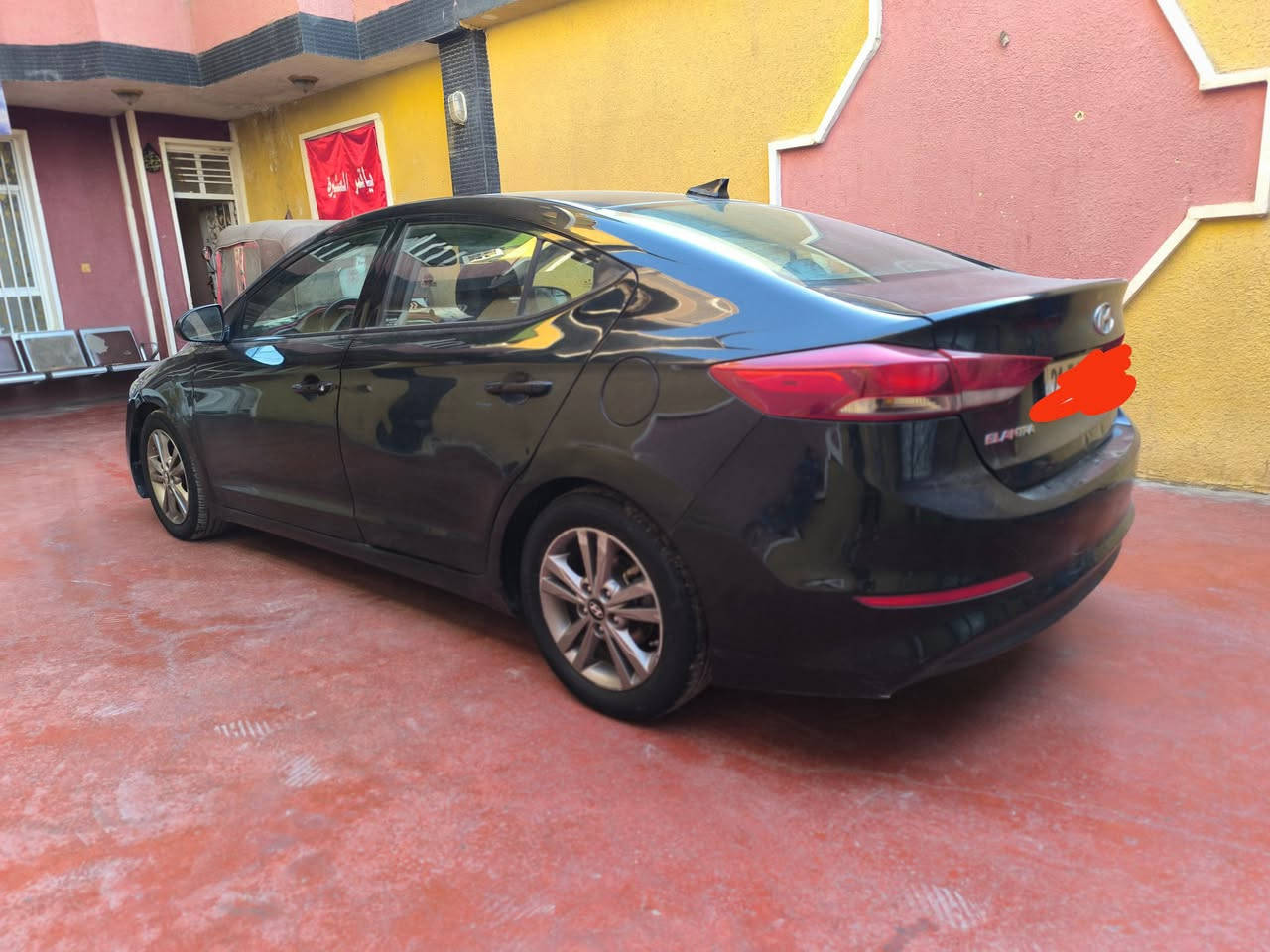 السلام عليكم النترا موديل 2018 وارد امريكا مكينه وكير مكفولات تخم تايرات جديده تبريد وتكييف شغال كهربائيات كله شغاله صدر امامي و خلفي جديد السيارة كله جاهزه رقم انكليزي جديد هزه جديده سنويه جديده لحد 2030 المكان بغداد السعر 110  رقم الهاتف ***********
