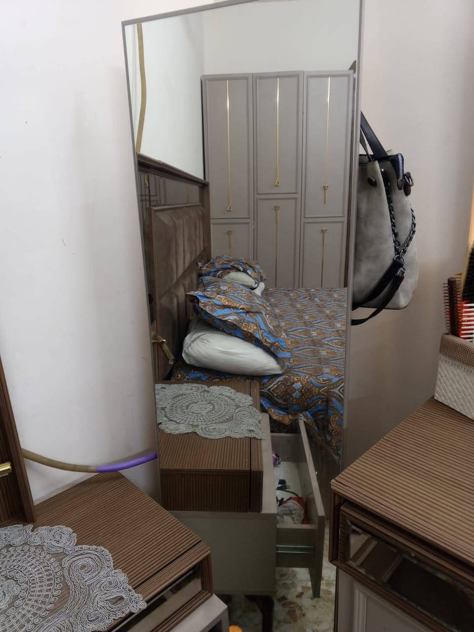 غرفه تركيه 8 قطع سعر 750
‏‪***********‬‏
