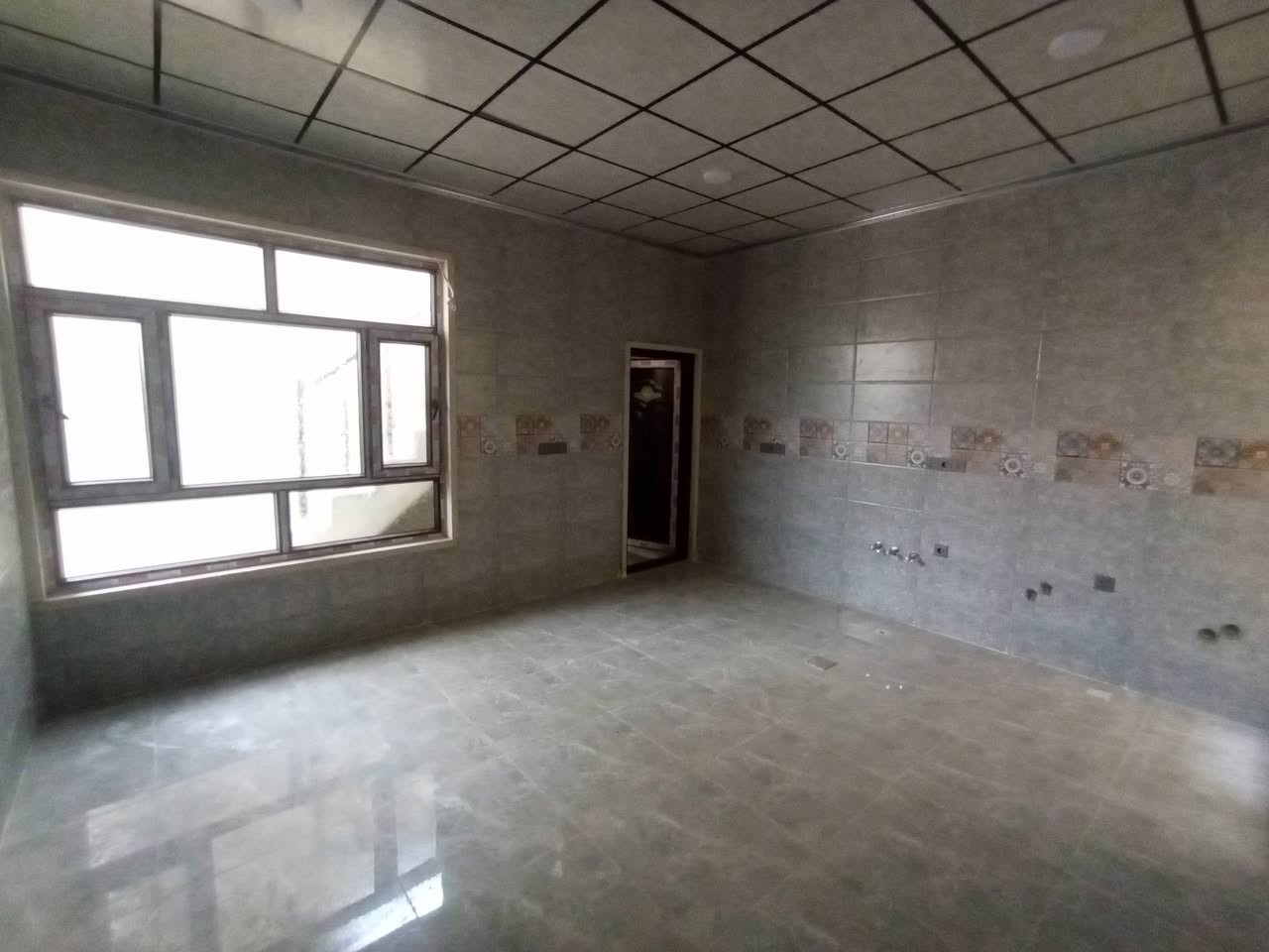 دار زيـرو طـابـقـيـن للـبيـع 👌
يصلح للاستثمار او السكن 🏡

موقع مميز حي الحدباء 📍
قـرب سـايديـن الـصـورة📍

بـناء حـديث زيـرو و تـسليم فـوري 🔑
الطابق الثاني معزول بدرج خارجي 👍

مساحة الدار  120 متر 📏
الواجـهة 10 متر غروب 🌅

الطابق الاول ☝️
استقبال + مطبخ كبير + مناور
+ صحيات + غـرفتين نوم كبار

الطابق الثاني✌️
استقبال + مطبخ + صحيات
غـرفـتين نـوم كبار + سـطـح 

كافة الاسعار في قناة التليكرام 👇

https://t.me/makteb_alsanabil

اذا عـنـدك عـقـار وتـريـد تـبـيعـه
تواصل معانا على الارقام التالية
يــتـوفـر واتــسـاب + تــلـيـكـرام

*********** اسـيـا ☎️
*********** اسـيـا ☎️
*********** كورك ☎️

لـدينـا الـمزيـد مـن الــعروض الـمـميـزة 👌
اذا كان لديكم اي استفسار او استشارة 🖐️
يـمكنكم مـراسلة الـصفحة بشكل فوري ✉️

#_مكتب_السنابل_للعقار
#_الموصل 
#_حي_الحدباء
#_دار_للبيع
