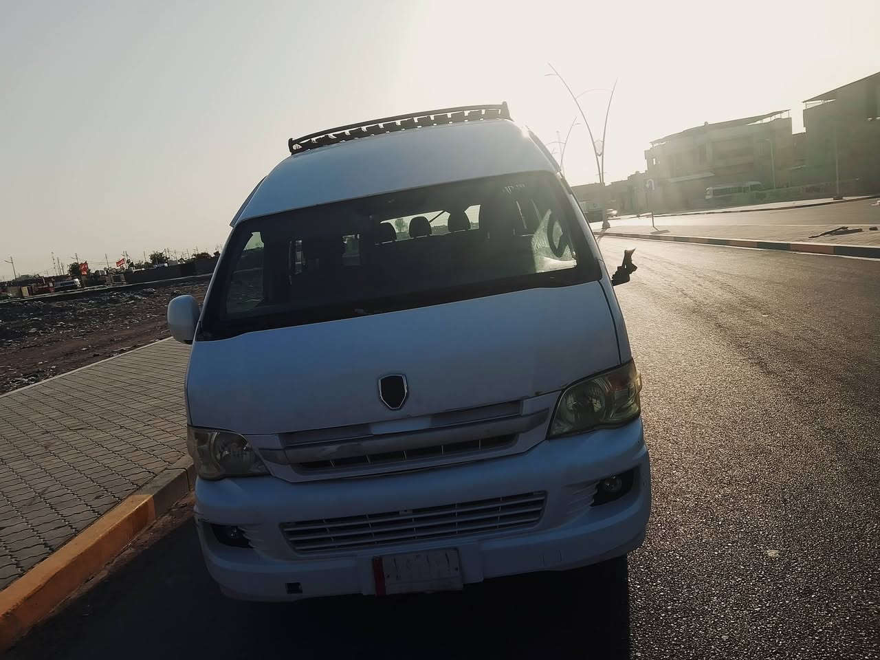 جنبي العالي موديل 14محرك كير جمره للبيع رقم بصره شرط تحويل سعر 90 
***********
