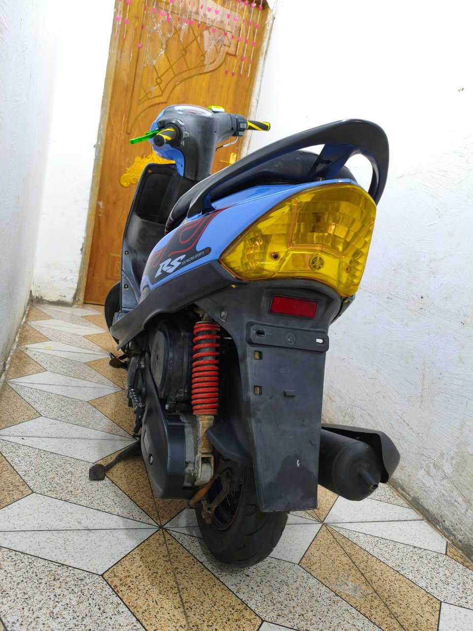 700وبيها مجال قليل ما مفتوحه صالنصه اف ام بيها تزويد قبق ولايت احمر وابيض يشتغل مكاني ابي الخصيب عويسيان رقم  *********** دز رساله واتساب لاتتصل دراجه حلوه
