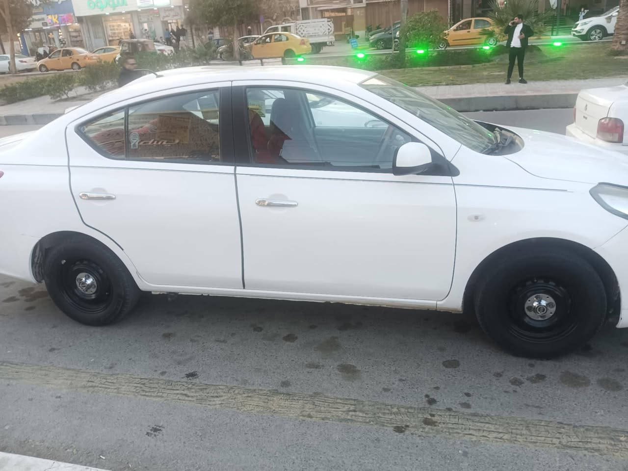 سلام عليكم نيسان سني 2020 سنويه صاقطه ما عده قطعتين بل باب شويه أو بل بكلايت الوره شويه رقم بغداد شاشه كامره ارموش ويا دبل اشاره سياره نظافه احله من الصوره بيع أو ترهم امراوس السعر 110 أو بيه مجال قليل المكان حيدريه خان النص ***********
