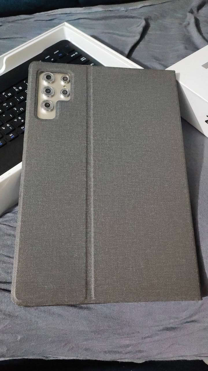 هذا عاشر تابلت يطلعلي بضاعة الامزون بقه بس هذا جهاز  (تابلت) من نوع Zonify Air Pad U25 Ultra..
ذاكرة وصول عشوائي (RAM) سعة 16 جيجابايت.

سعة تخزين داخلية (ROM) تبلغ 1 تيرابايت.

يأتي بملحقات مثل غطاء وقلم لمس وكابل شحن وسماعة بلوتوث ولوحة مفاتيح (كيبورد).

مناسب للدراسة والعمل والألعاب.

يتميز ببطارية قوية.........السعر100ألف على عرض جهاز مال امزون جديد مامستخدم بالباكيت توصيل مجاني


**إذا كنت صاحب هذا الإعلان وتريد حذفه لأي سبب، رجاءا أرسل رسالة إلى الدعم الفني**