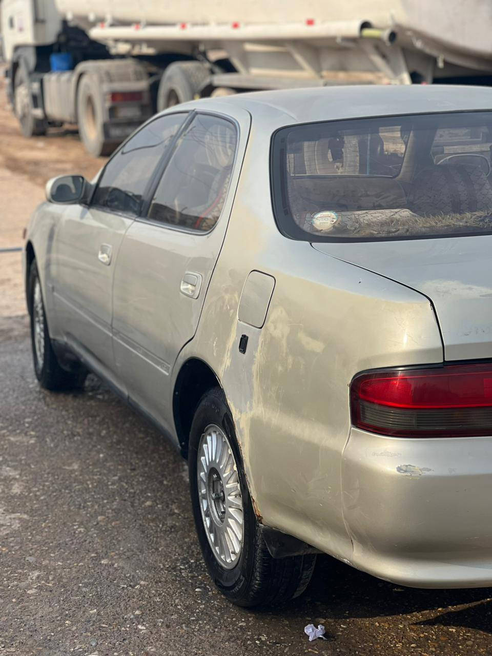 السلام عليكم 
سيارة كرستا موديل 1995 رقم بصرة السنوية منتهية كهربائيات شغالة السيارة ما مصبوقة الحدادية تخبل المكينة بداية تبخير السعر 60 وبيهة مجال قليل العنوان البصرة قضاء الدير ناحية النشوة الأستفسار ع هذا الرقم ***********
