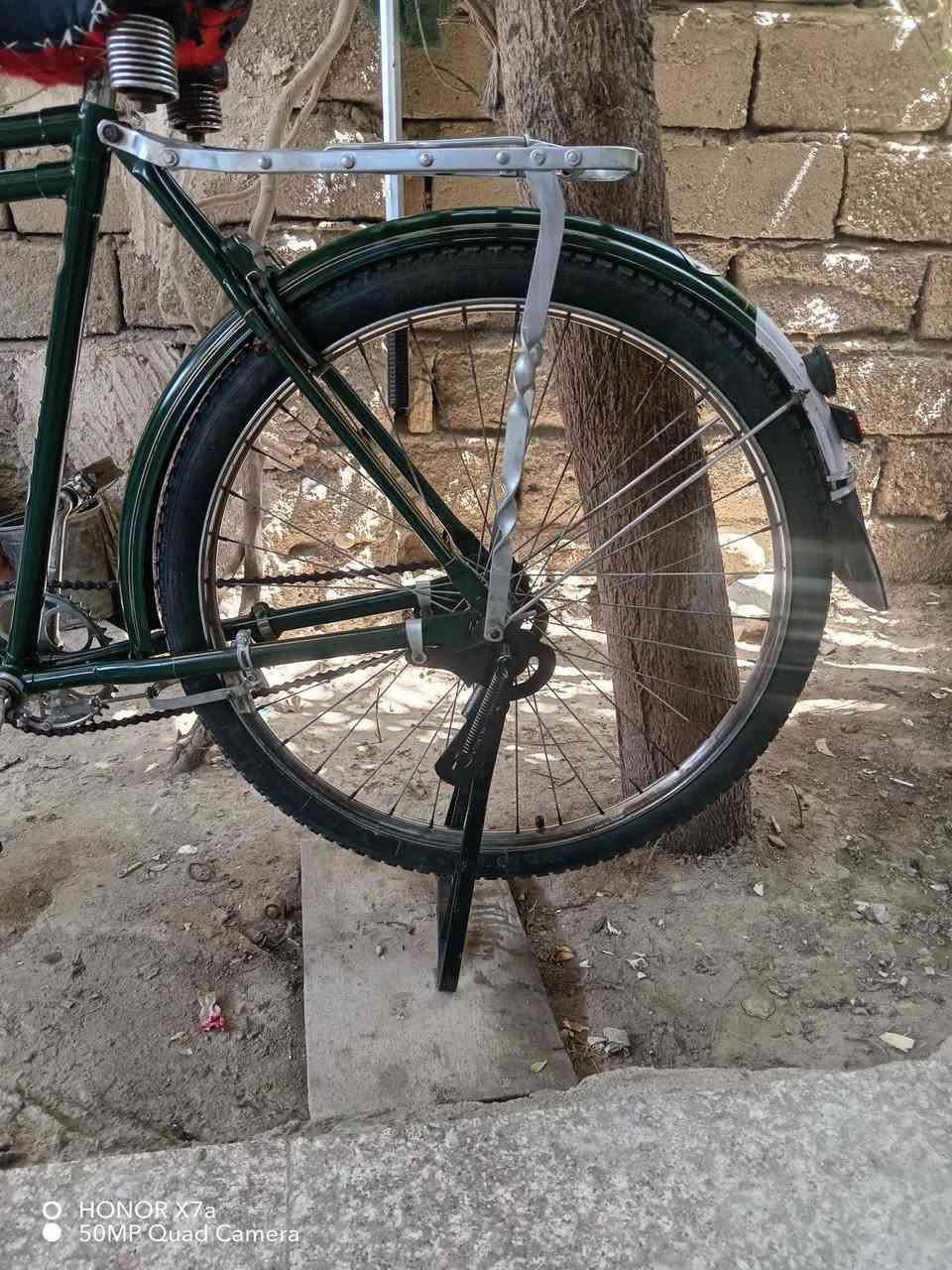يالله السلام عليكم بالون حجم ٢٦ غراضه الأصليه بدون تبديل الكل هندي النظافه ٩٠٪ تايرات+تيوب جديد قبل ٦ايام شاد السعر ١٠٠ مكاني القرنه بداية الشرش


**إذا كنت صاحب هذا الإعلان وتريد حذفه لأي سبب، رجاءا أرسل رسالة إلى الدعم الفني**
