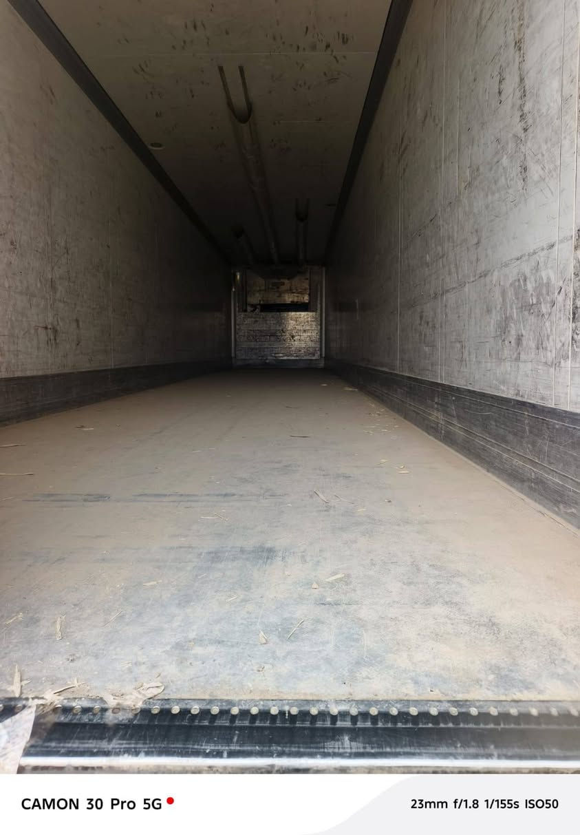 السلام عليكم 
للبيع براد 2006 ارتفاع 65 تخم تاير جاهز للشغل 
رقم الموبايل ***********
