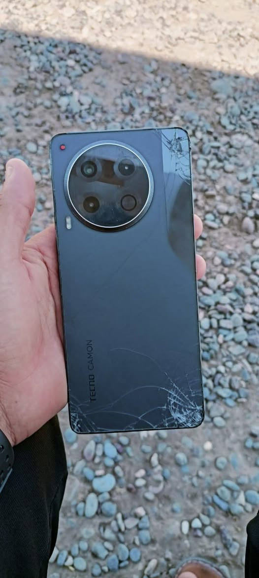 TECNO CAMON 30 5G السلام عليكم جهاز للبيع مراوس حسب القناعه ايش عندك نزل بالتعاليق ملاحظهالسماعه ما تشتغل عايزه تبديل
ذاكره 512 رام 12
TECNO CAMON 30 5G السلام عليكم جهاز للبيع مراوس حسب القناعه ايش عندك نزل بالتعاليق ملاحظهالسماعه ما تشتغل عايزه تبديل
ذاكره 512 رام 12


**إذا كنت صاحب هذا الإعلان وتريد حذفه لأي سبب، رجاءا أرسل رسالة إلى الدعم الفني**