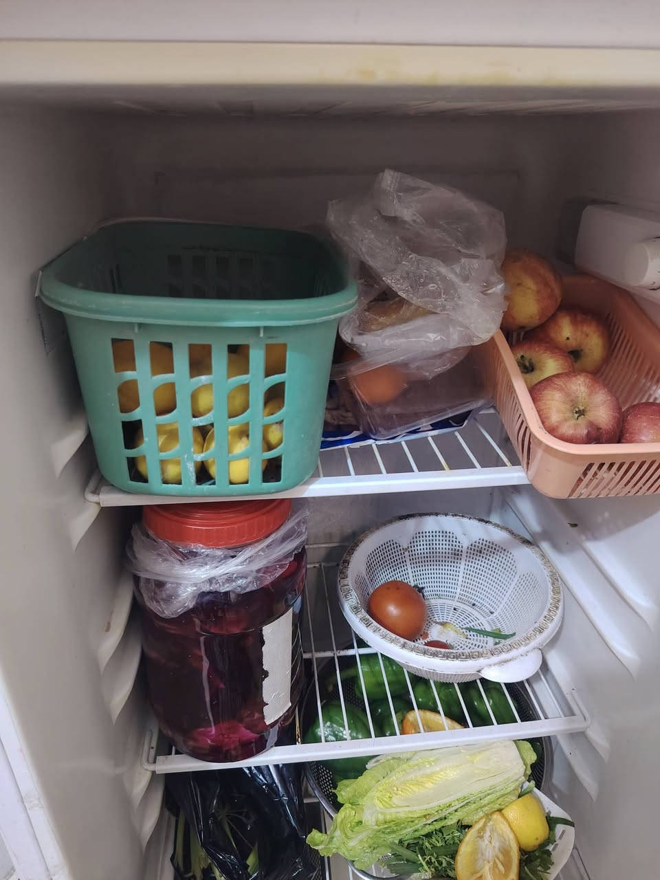 للبيع 75 نظيفه وبيها مجال رقم تلفون ***********
