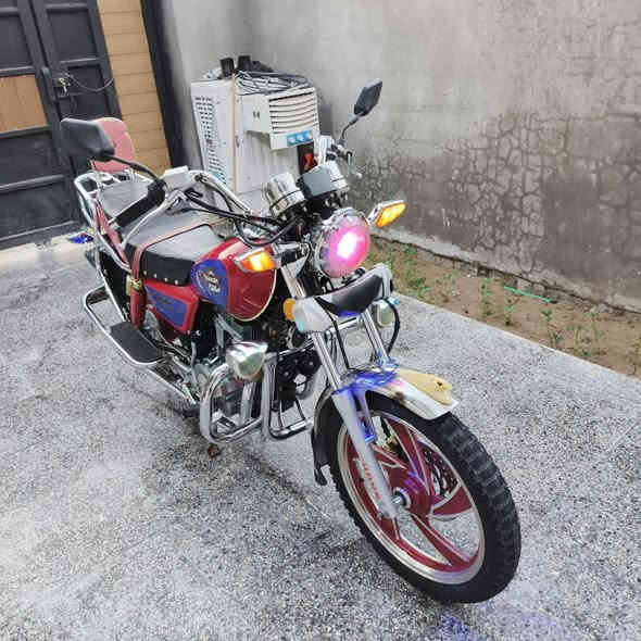 سلام عليكم دراجه جونده موديل 20دراجه مكفوله دراجه جديده البيع سعر ب950وبيه مجال قليل ***********
