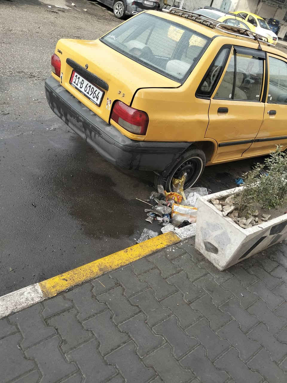 سلام عيكم سايبه موديل 12للبيع شوصي  بلاتيات  صدر امامي خفي جديد تخم تاير جديد  باتري جديد مصفره هيه غرمات كير نظيف مكين خيط بخار  لا صوط ناعمة محركه  تبريد شتغل بس غاز  سعر 28 بيه مجل  عنوني بغداد  بياع.توصل  رقمي ***********
