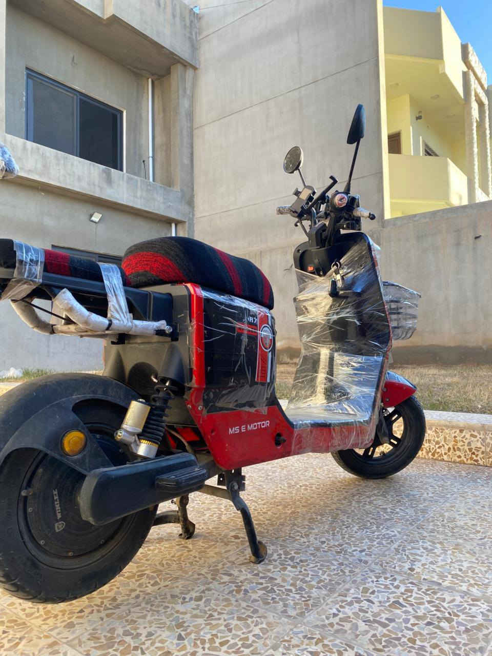 دراجه شحن للبيع
نوع R7 
سعر 450 وبي مجال 
كامل شرط الفحص 
رقم الهاتف ***********
او خاص او واتساب
