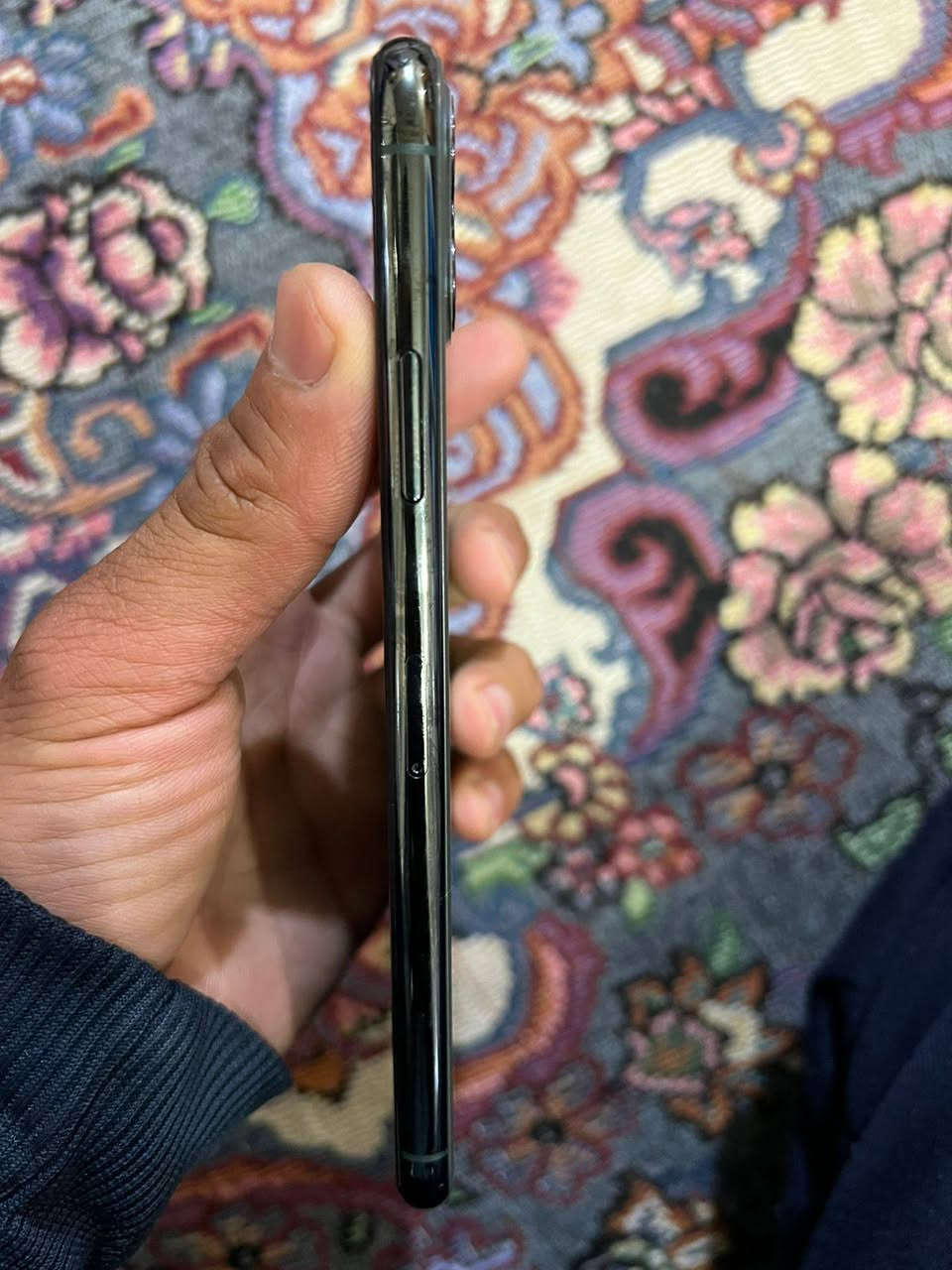 ايفون 11ذاكره 256بطاريه 98 جهاز مبدل فقط بطاريه باقي كله مكفول وجهاز كلش نضيف وكله شغال سعره 300الف قفله
مكاني ديالى 
موجود توصيل
***********
