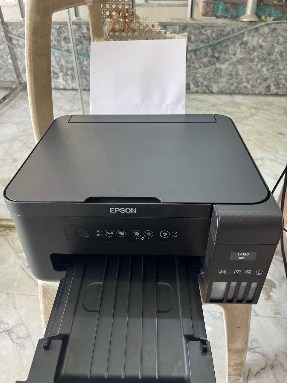 السلام عليكم طابعه ايبسون L4150 وايفاي اسكنر استنساخ ملون واسود وابيض حقن خارجي سحب صور من الموبايل  الطابعه نضافه فول جديد الطابعه سعرها خاص او على الرقم سعرها مناسب  الشراي يتصل ***********  تحياتي ادمن موصل, نينوى
