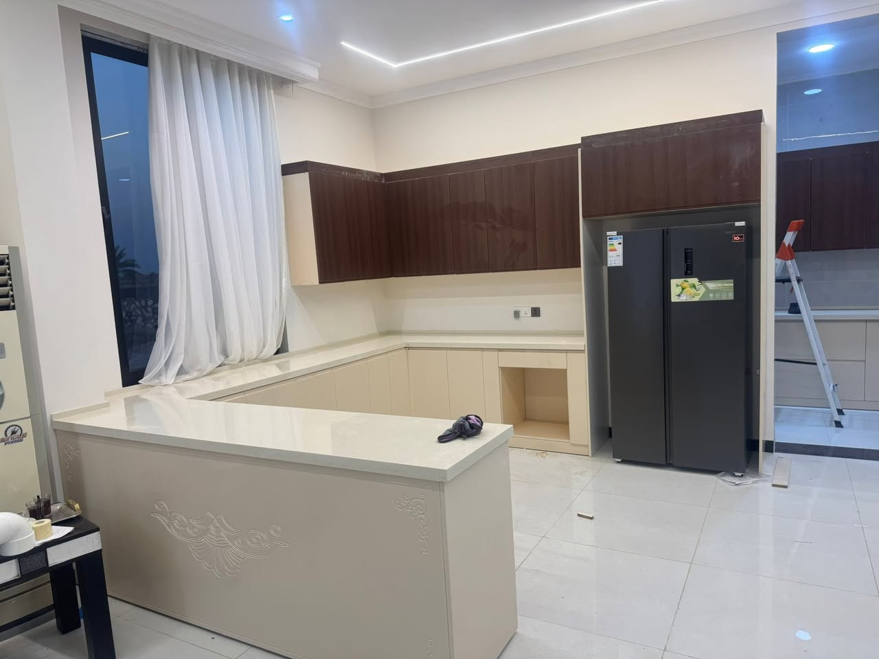 تم اناجاز مطبخ حار وبارد 
ملحق ارتفاعه 90
كوارتز طبيعي


**إذا كنت صاحب هذا الإعلان وتريد حذفه لأي سبب، رجاءا أرسل رسالة إلى الدعم الفني**