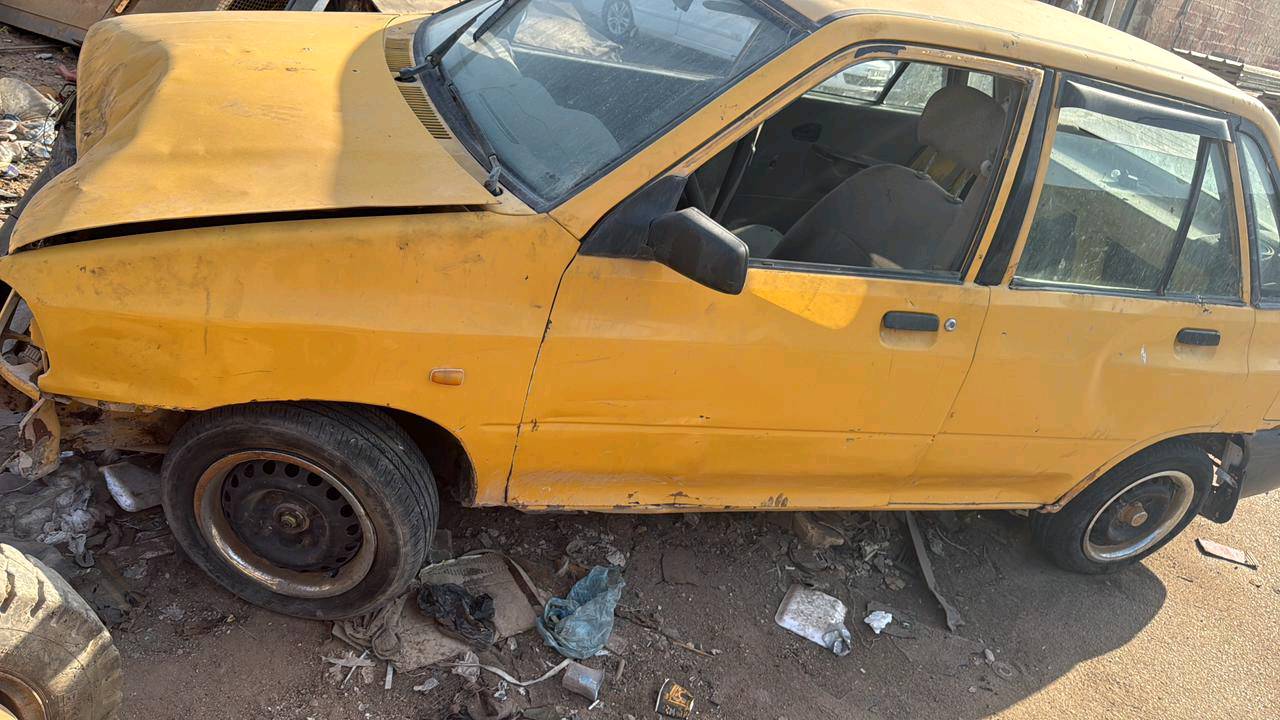 سايبه للبيع مديل 14 كهربائية شغاله من طول لطول مكينه مفتوحه مجفته تجفيت مضبوط ضربته شوف العين اريد ابيع كومه حديد بس اتكفلي بل الولايات العنوان أبو الخصيب حمدان 