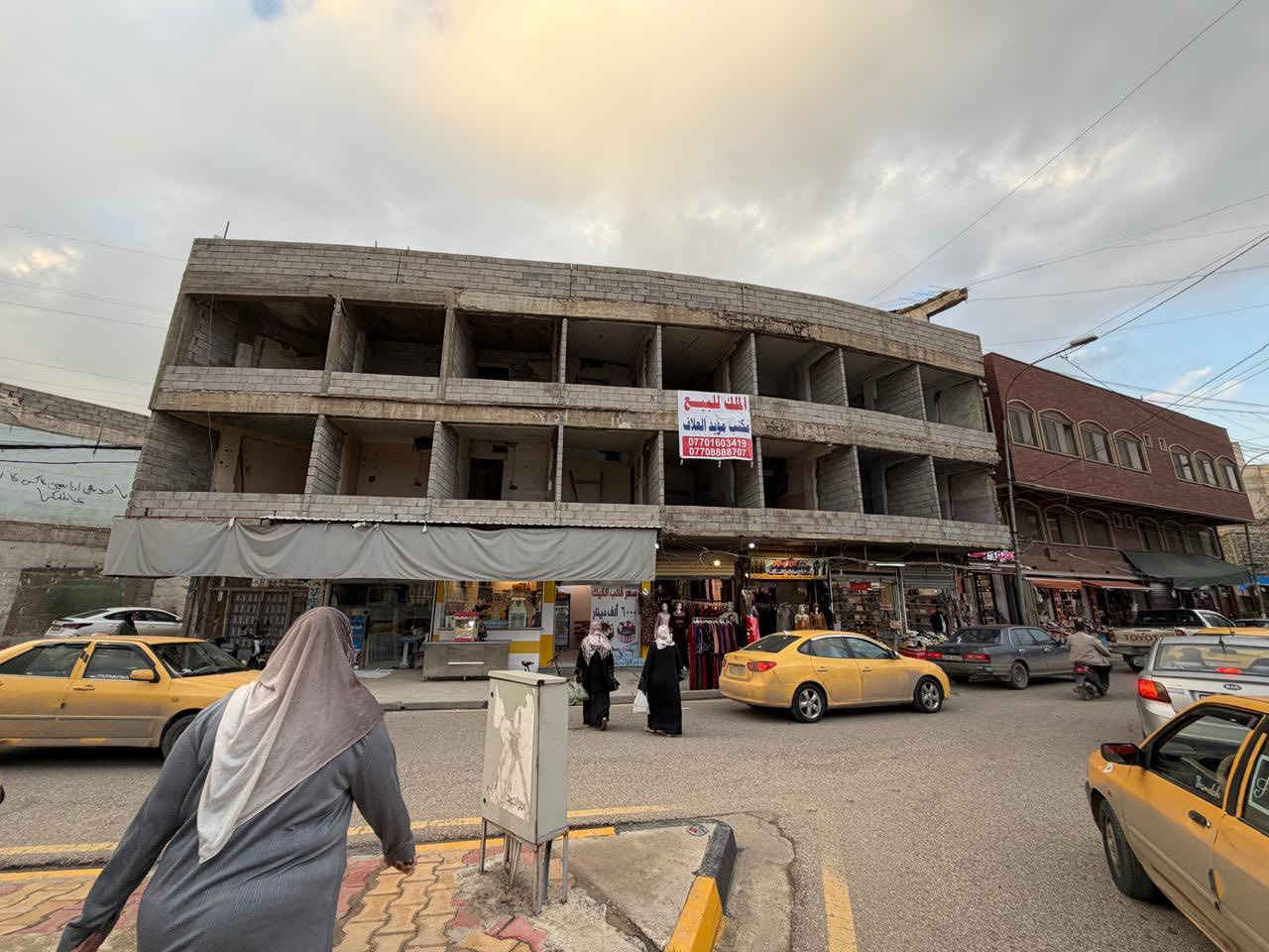 ♦️عروض♦️#مكتب مؤيد العلاف _ للعقارات ✔️

🔶 عمارة  للبيع منطقة السرجخانة     🔶                                  

 🔶 ثلاث طوابق 8 دكاكين و شقق الطابقين 🔶 

الموقع مميز  مقابل التمثال  )
 
المساحة : 188 م 

 الواجة 25  م 
 

        🏛️مراجعة مكتب مؤيد العلاف للعقارات🏛️

او الاتصال على الارقام 

📱اسيا ***********
 
📱 اسيا ***********

📱كورك ***********

📱كورك ***********

عنوان المكتب / الموصل _ حي المهندسين مقابل فندق قصر نينوى   

📌نستقبل عروضكم العقارية على الماسنجر او الواتساب
