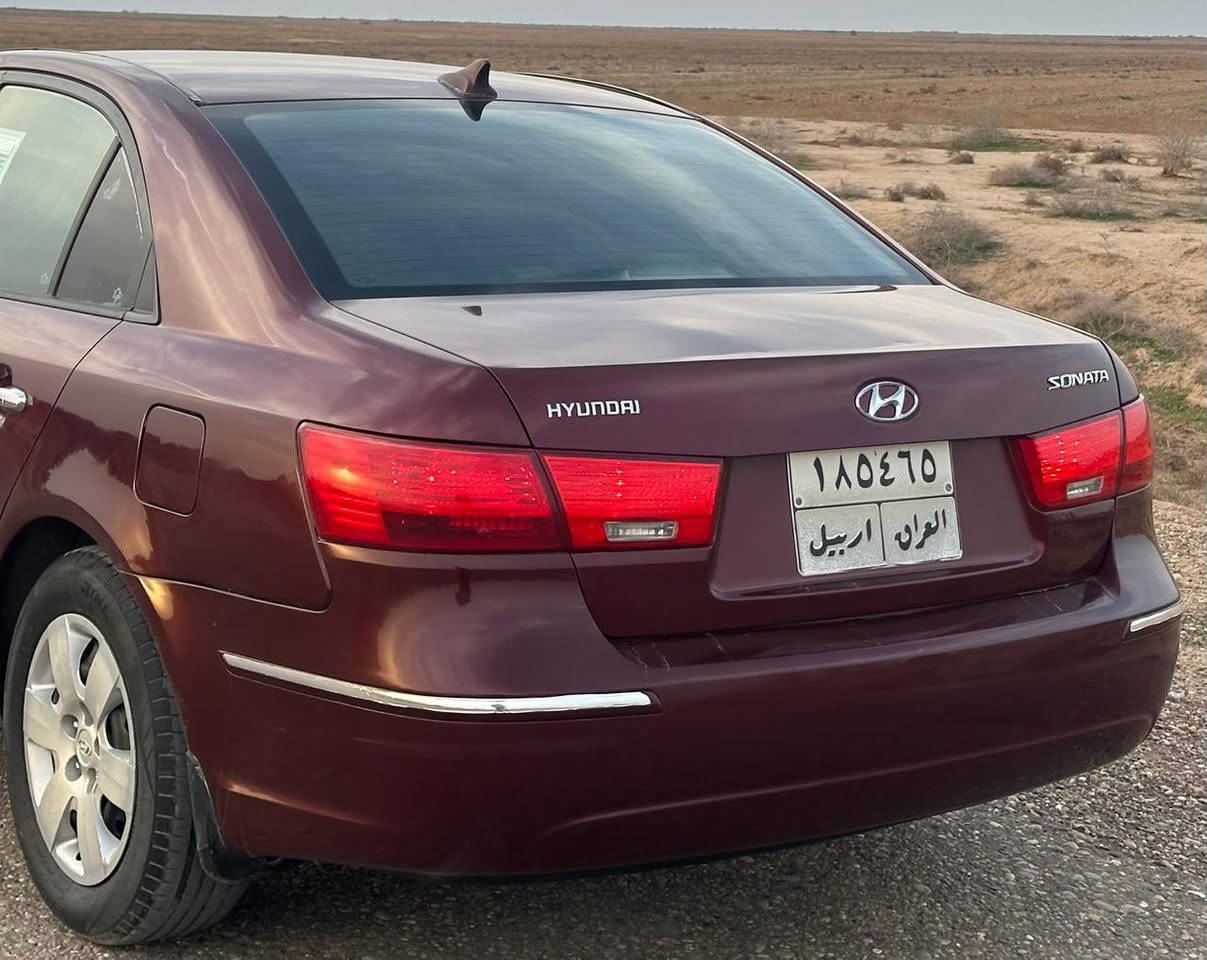 سلام عليكم سوناتا موديل2010امريكي نص فول معروفه مواصفاتها السياره خير من الله بعد احلا من الصور رقم اربيل تحويل ثاني يوم تخم تاير تخم ويل كير محرك صدر تبريد تتفئه كله بل شرط اربعه دسك كشاف تحكم ستيرن جرس سرعه حادثها من امريكه بس حافه البنيد وبل عراق مصلحين الهلالات بدون دواخل سونار مرفق بل صور سياره ماتصرف عليها ربع (مكاني سامراء)سعرها(125)وبيها مجال ***********
