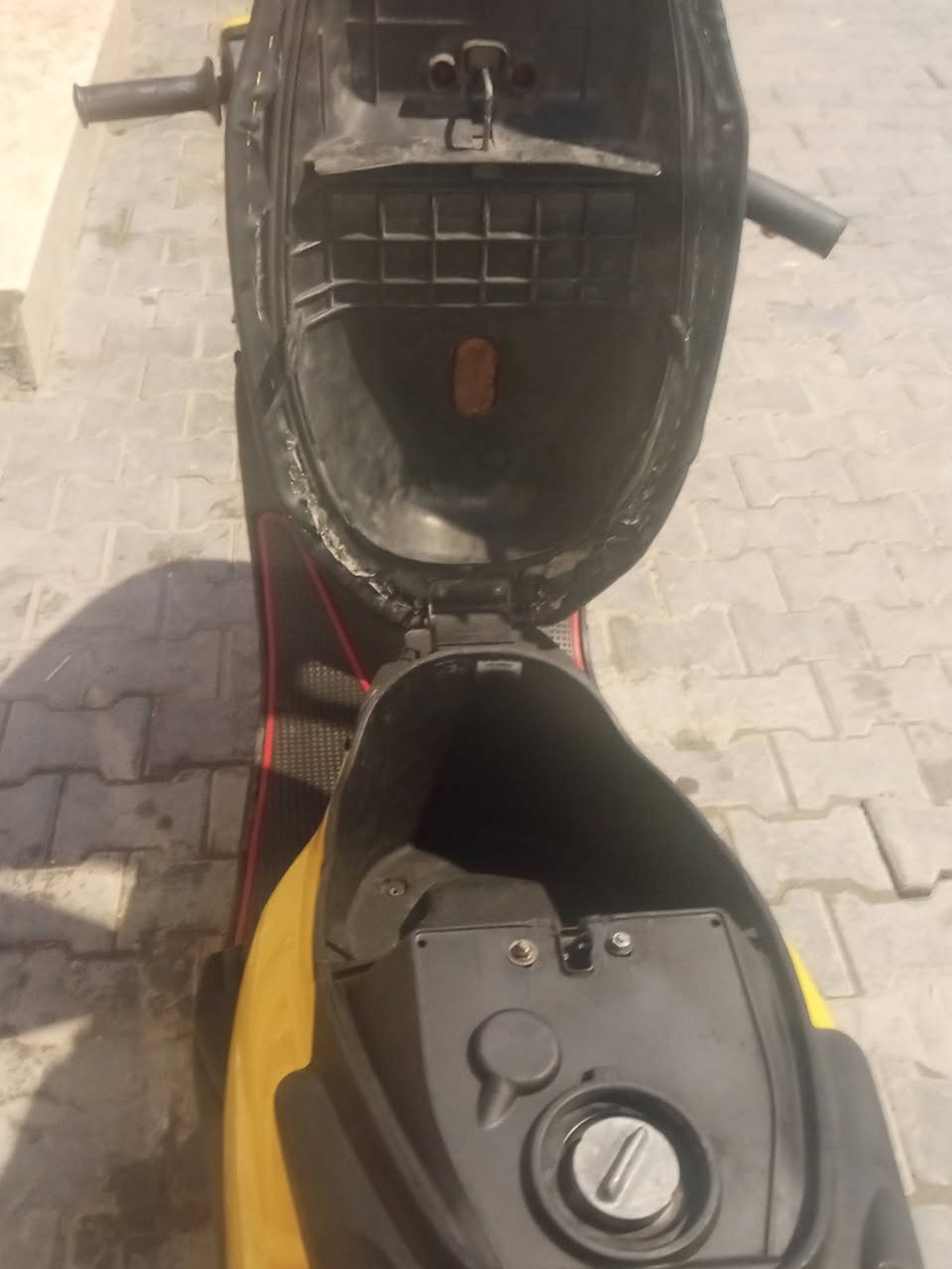 سبيسي  ياباني شغاله سلف هندر دشبول شغال مكينه مفتوحه رايمر كابريتر اصلي ياباني كفرات تجاري قفل جنطه ستيرن كهربائيات كله شغال ب550 وبيه مجال ***********
