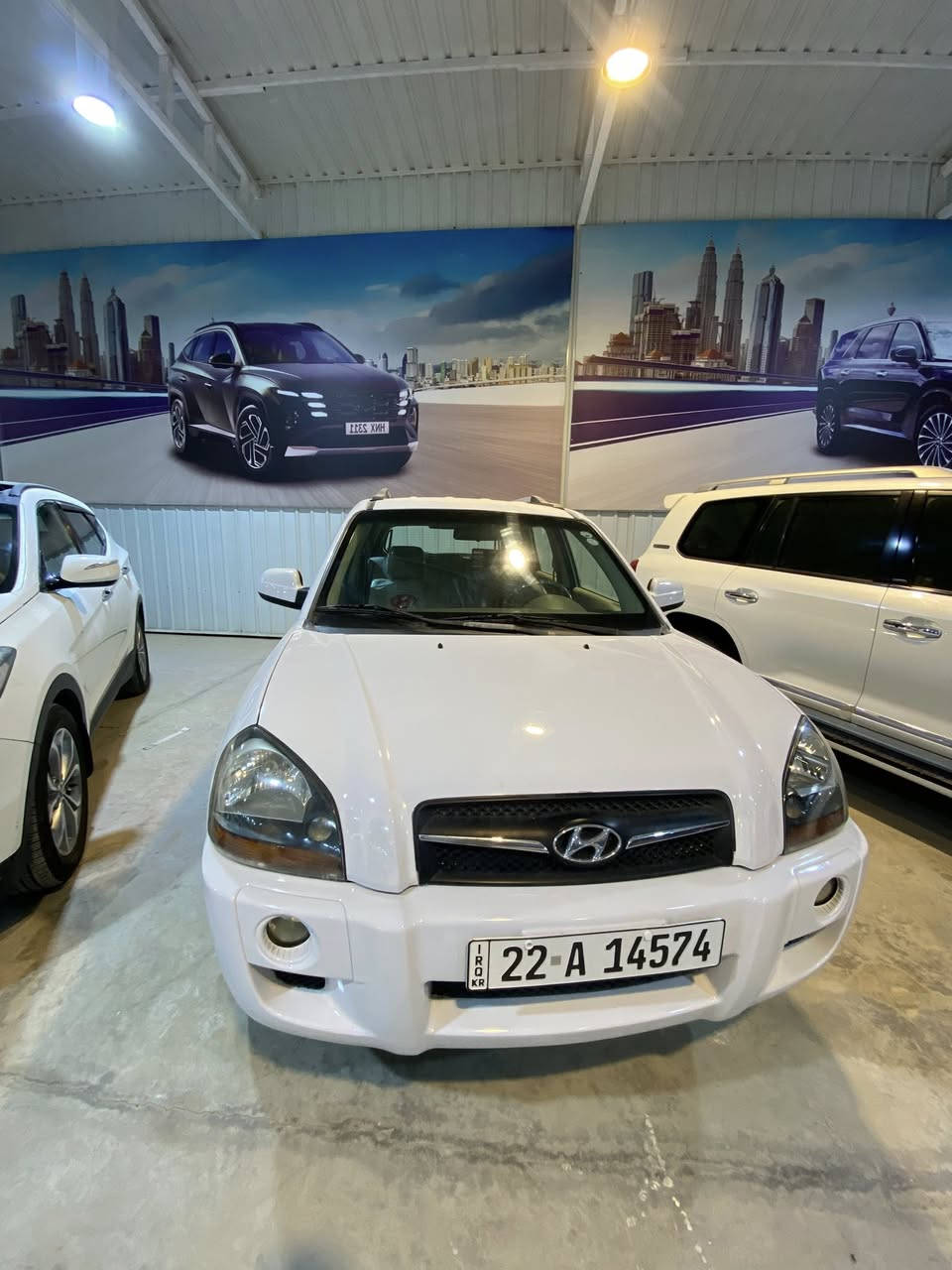 يالله
توسان 2010 خليجي رقم اربيل الدولي الجديد الانكليزي هزة وسنويه مجدد لل 2031 
تحويل ووكاله مباشر 
فول للاخير عدى الفتحه 
محرك 2000دوش 
ويل كب كروم 
اربع دسك 
داخل بيجي 
شاشه 
تبريد ثلج 🧊 

السيارة مكينه وكير وحداديه وتخم تاير وتبريد كلها جديد وجاهزة دينار ماتصرف عليها شرط 

السيارة مكفوله كفاله عامه من ضربه وصبغ وتبديل وبارد وحالوب وفتح من كلشي مكفوله ✅

السعر ((128)) وبيها مجال 

مكاني النجف // للاتصال // ‭٠٧٨٠ ٦٥٧ ٨٩٠٤‬
