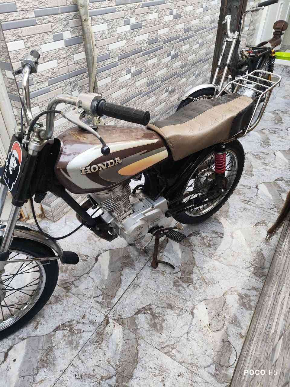 دراجه كلك بس بيهة بليته ورقم شاصي سعر 350 وبيهة مجال ***********
