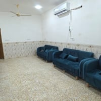 كنب • ١٥مقعد • مستعمل شهر