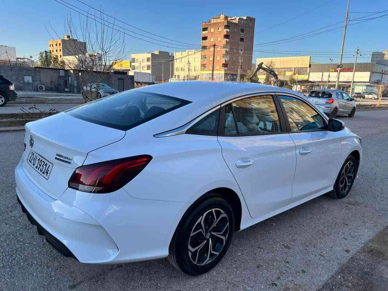 MG gt ئیمجی جیتی مۆدیل ٢٠٢٤ گیر عادي فول مواسةفات بەسمە ئاوینە شەفتە دەرگای بەسمەیە لایت لیدە بێ سبوخ بێ ساردی هیچی نیە گێرو مەکینەو تەبرید هەمو شتی بەشەرت نرخی ٩٧ وەرەقە *********** أربيل, العراق
