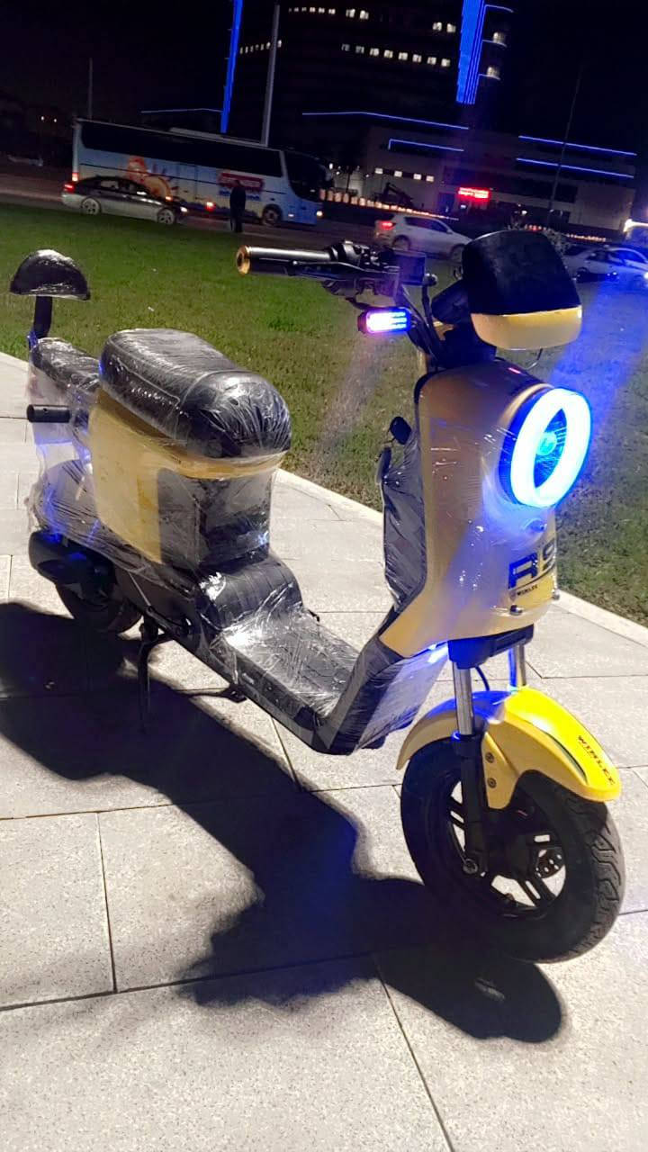 دراجه ار تسعه للبيع صار 3 اشهر طالعه السكن البصره تنومه شط العرب السعر 450 الرقم ***********
