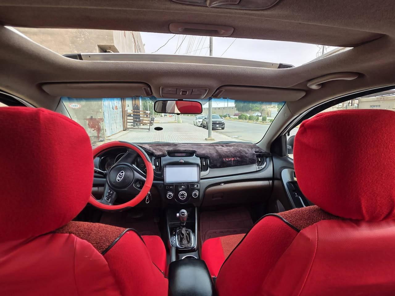 السلام عليكم سيراتو موديل ٢٠١١ خليجي كفاله عامه بسمي تحويل مباشر مكيه ١٦٠٠ مواصفات فتحه شاشه تحكم ستيرن جهتين تبريد شغال تخم تاير حداديه خلفي امامي جديده سعر٩٨ العنوان كربلاء اتصال فقط ***********
