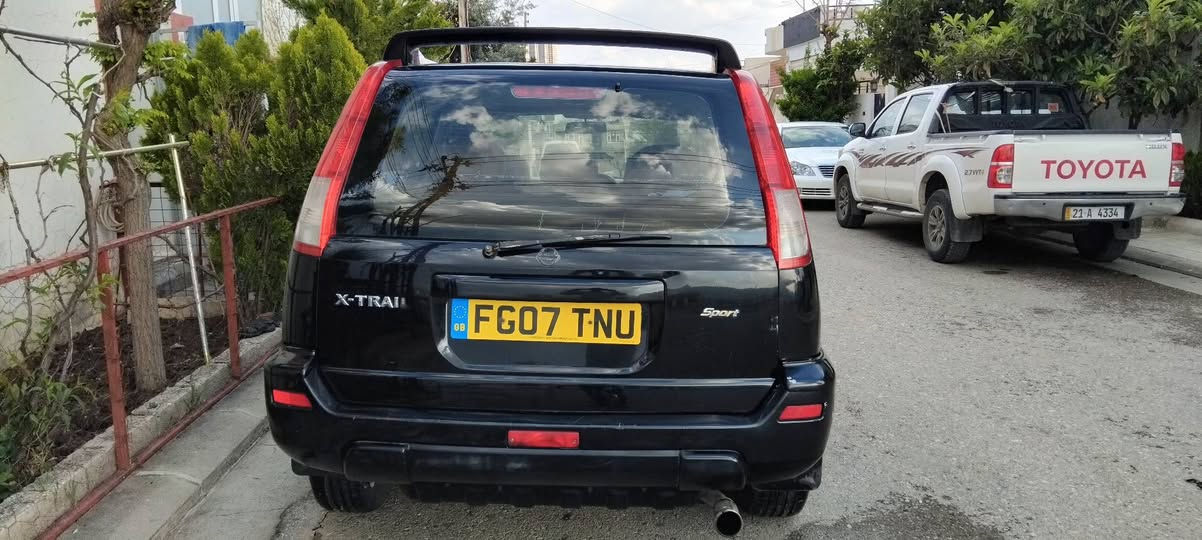nissan x-trail مۆدێل 2007 
سوکان عەکسی بەریتانی 
گێڕعادی گێڕومەکینە بەشەرتی فیتەر تەبرید ساردوو گەرم سەلاجە سەقف سڵاید جام کارەبای شاشە ئای پاد ئای پادی دواوە کارەبای هەموو مەزبوت چوارتایەی تازە تازە ڕۆنوو فلتەری گۆڕاوە بێ دەعم و لێدراوی بۆ یاخی نیە  کەفیلی ماڵی کەس نەبێت مۆبایل *********** بەیارمەتی ئەدمینە بەڕێزەکان شربازهير, السليمانية
