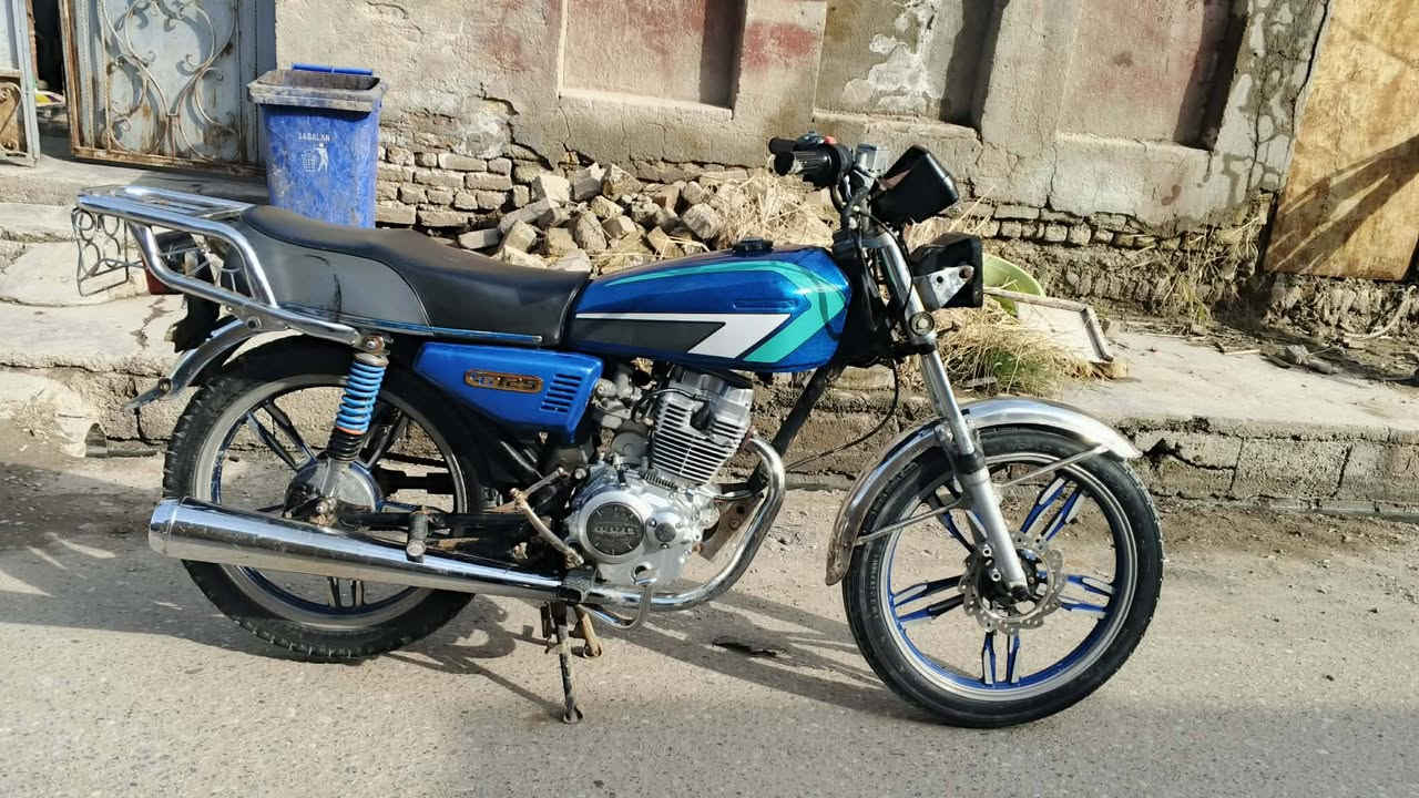 سلام عليكم البيع بارت ٢٠٢٠ اوراق اصولي مكينه جديده دراجه مال جناي البيع ومراوس بنامه  اصل حتول بدون اوراق كون موتعمير السعر ٥٧٥وبي مجال.    *********** المكان قريب علي شرقي
