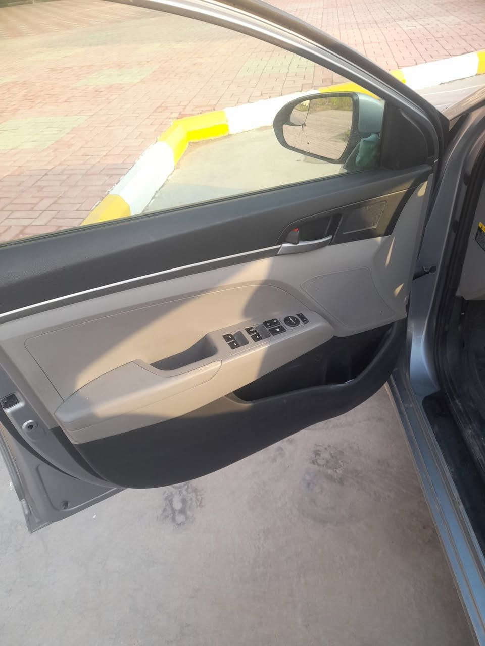 الانترا 2017 امريكي بسمي رقم بابل انكليزي لل٢٠٣٠ سعر 114 مكان السياره كربلاء الحسينيه 
*********** كربلاء, العراق
