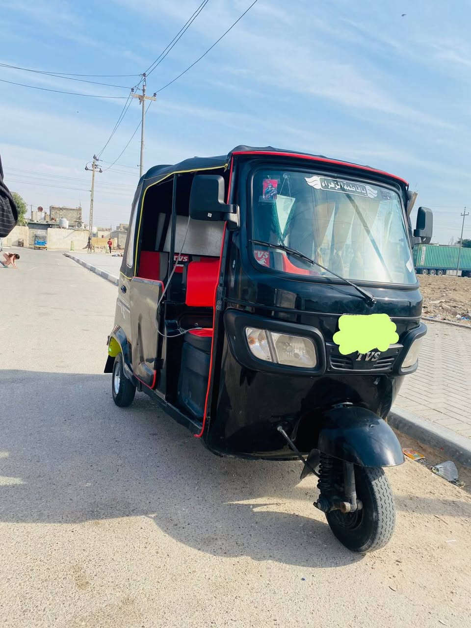 سلام عليكم تكتك تيفيس البيع كفاله عامه موديل 22مكينه مال 24زيرو رقم و سنويه نكليزي العنوان البصره الحيانيه قرب محطّة الكندي الاستفسار عله هاذه الرقم ***********
