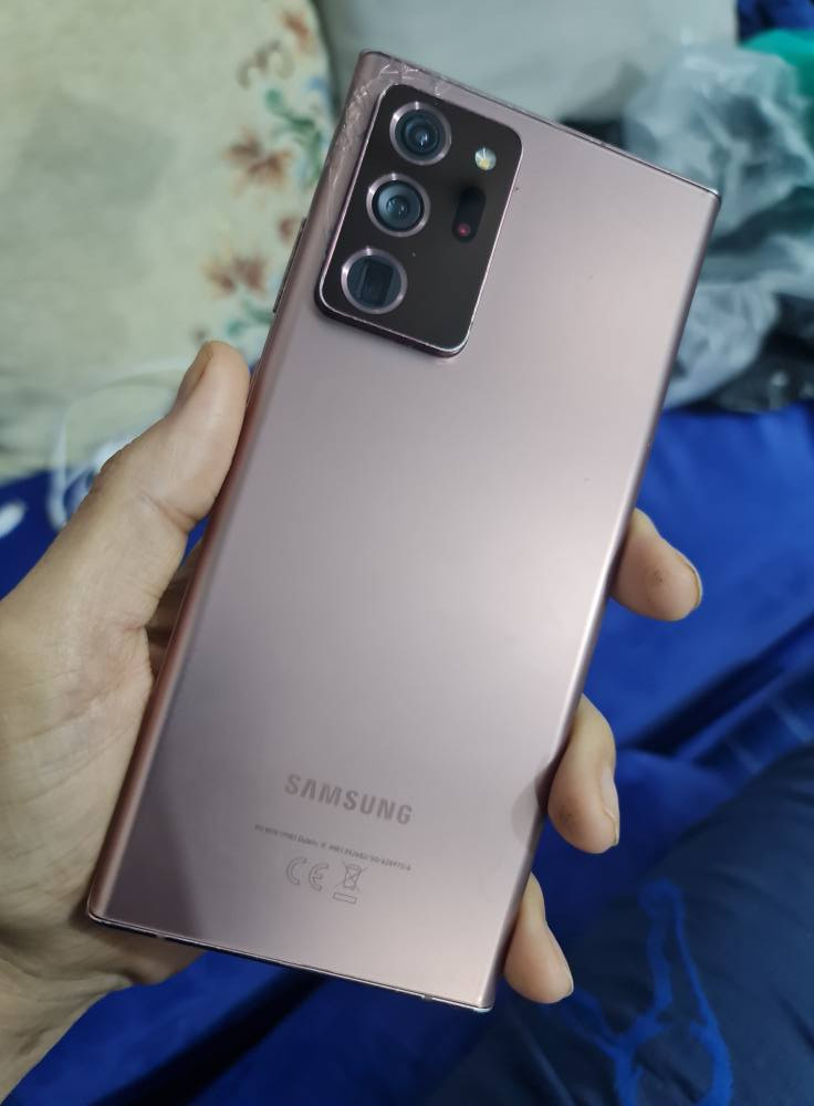 لترا نوت20
الذكره ٢٥٦
العشوايه ١٢+١٢
فقط بي خط بل شاشه وضح بل صوره يمك
المكان كربلاء 
وياه كيبل شحن
*********** كربلاء, العراق
