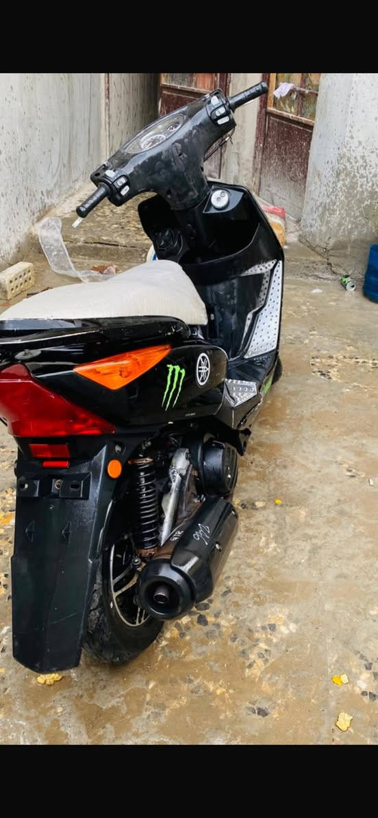 ثعلب مكينه 58 شلعه معدل
بيها بس كابريتر تجاري غير هاذا اي شي مابيها 
الهاتف : ***********
العنوان : بغداد الامين الثانيه 
السعر : 750 بيها مجال
