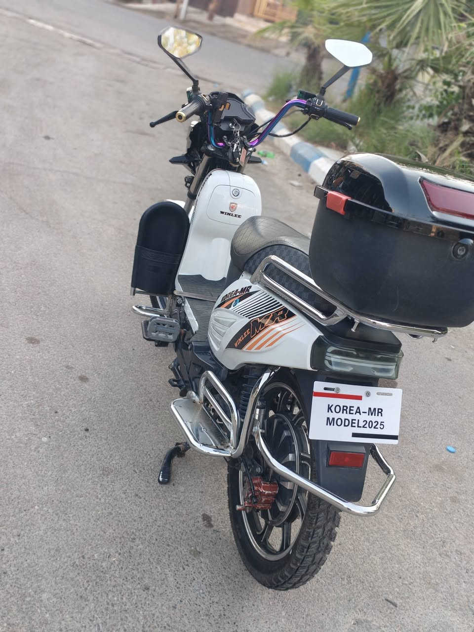 ماطور جني شحن موديل 25 اربع كير دراجه زيروو كبها وضع شركه 2 بصمع 2 سويج 2 كارت سعره 550 وبي مجال مكاني كركوك مصله ***********
